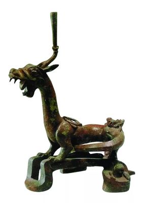 從漢代燈具看古人的環保意識——青銅與紡織品上光皂的智慧